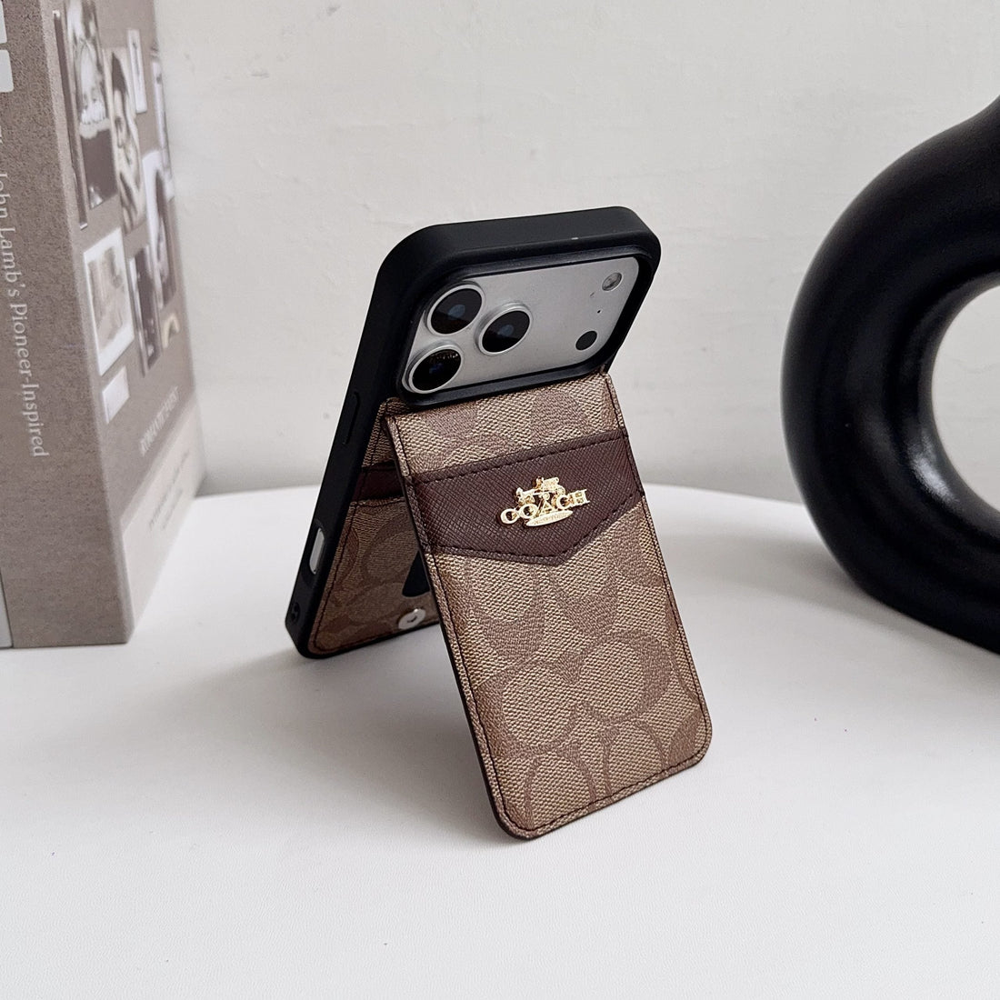 Card Holder Coach iPhone Case for iPhone 17 Series