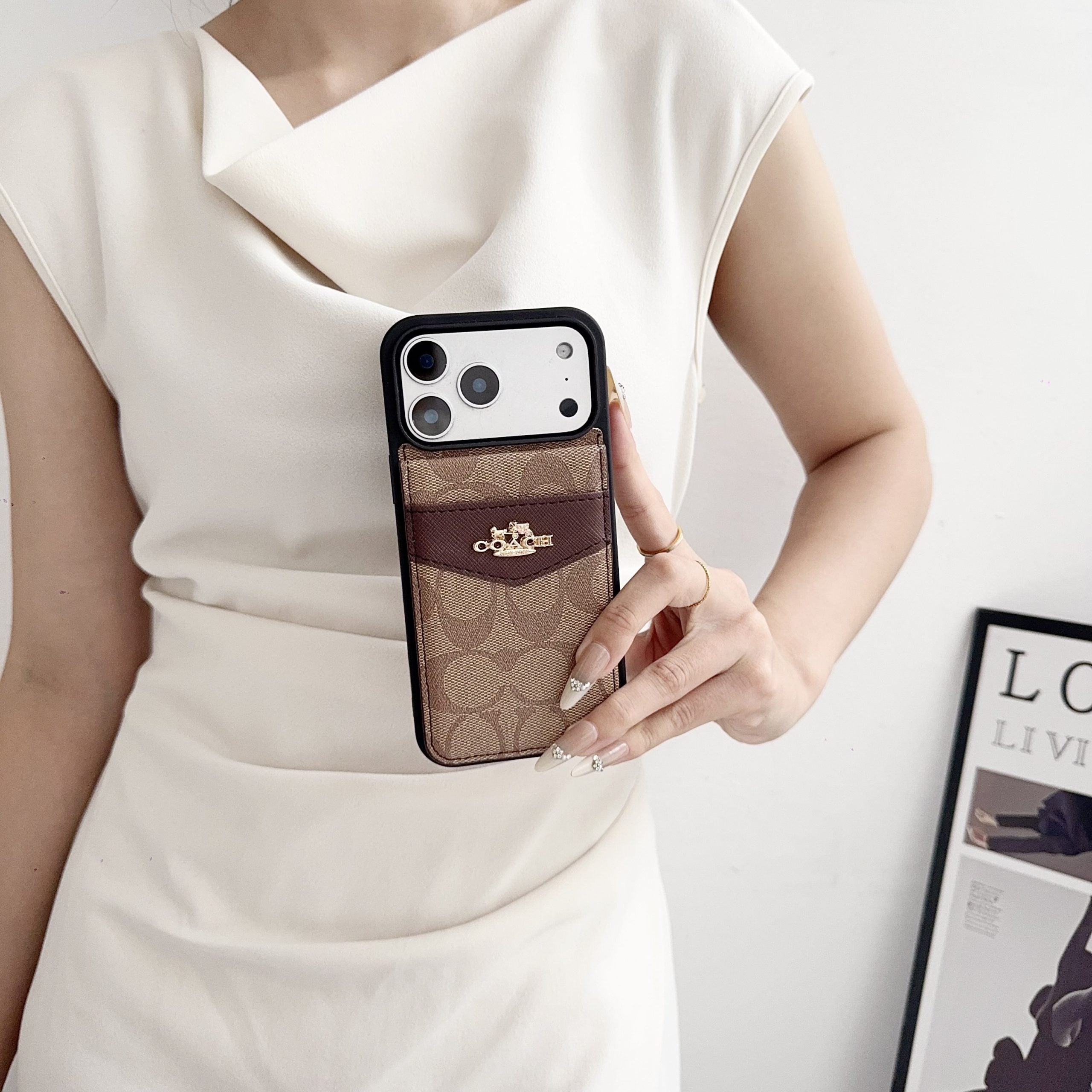 Card Holder Coach iPhone Case for iPhone 17 Series