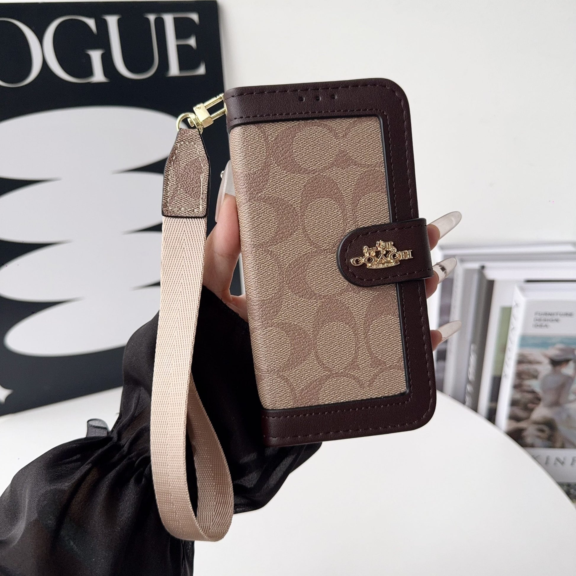 Coach Wallet Case with Card Slots for iPhone 17 17 Pro 17 Pro Max 17 Air