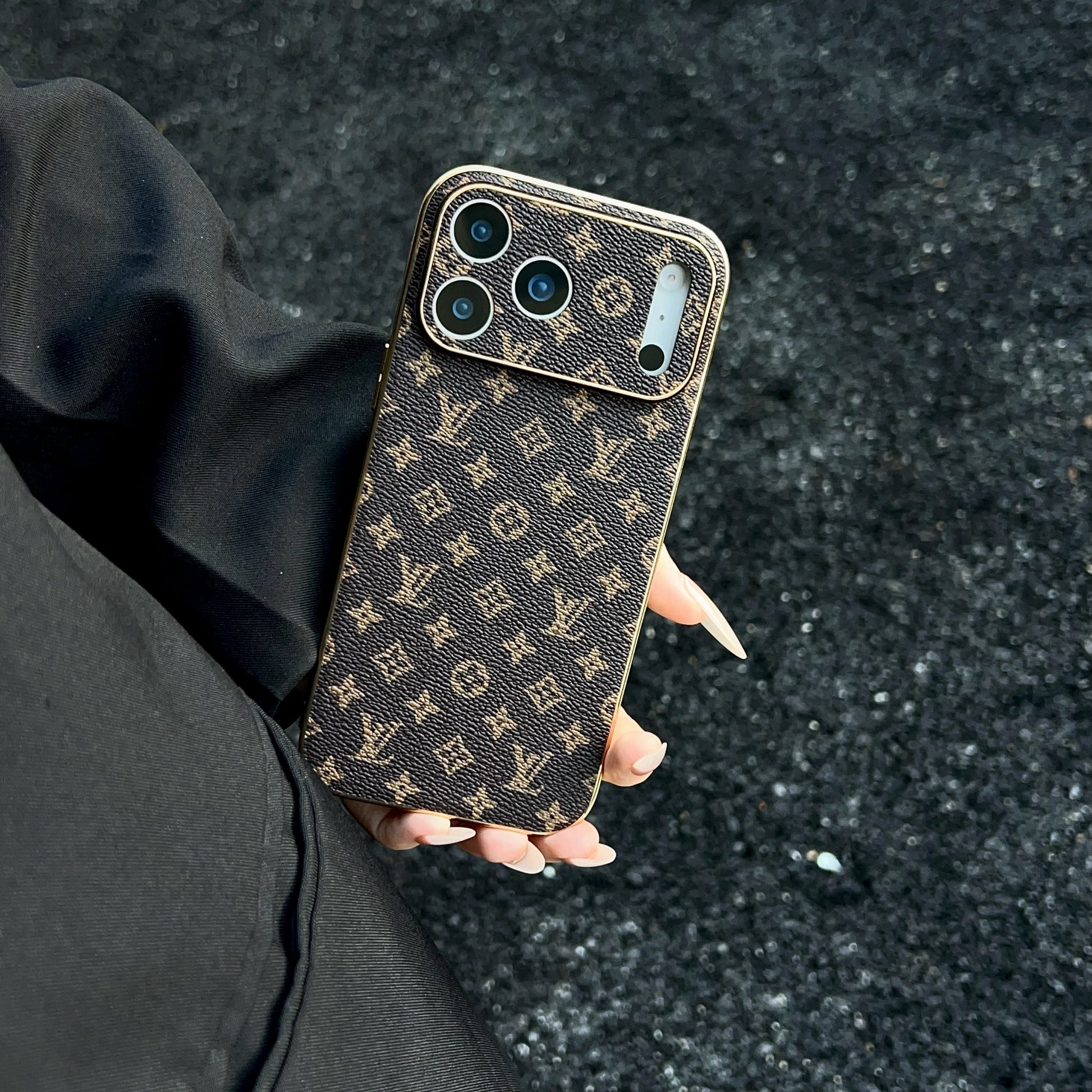 Luxury Monogram Leather Gold Frame Case For iPhone 16-17 Pro Max
