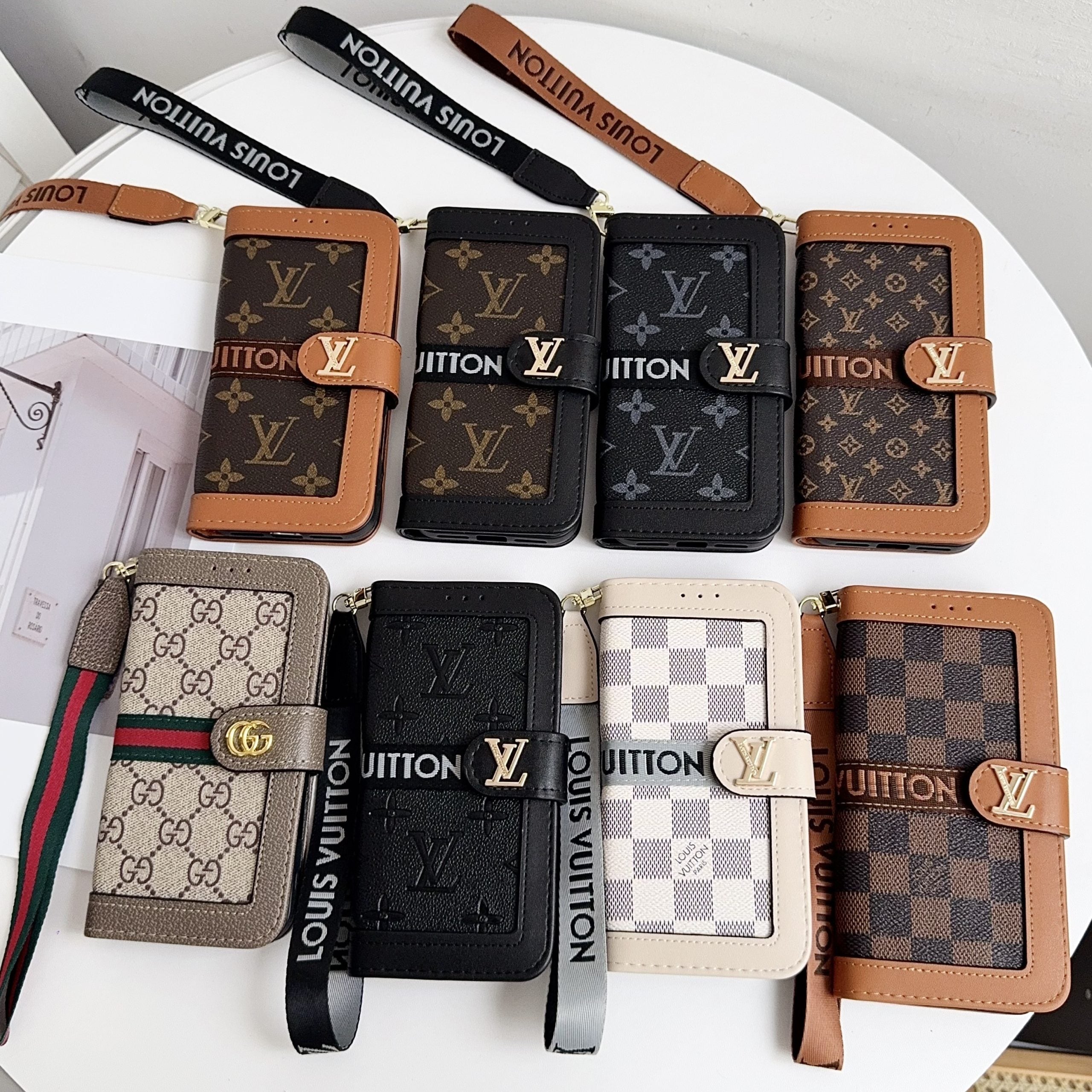 Louis Vuitton Flip Folio iPhone Case 17 Series Pattern LV Leather Black Monogram