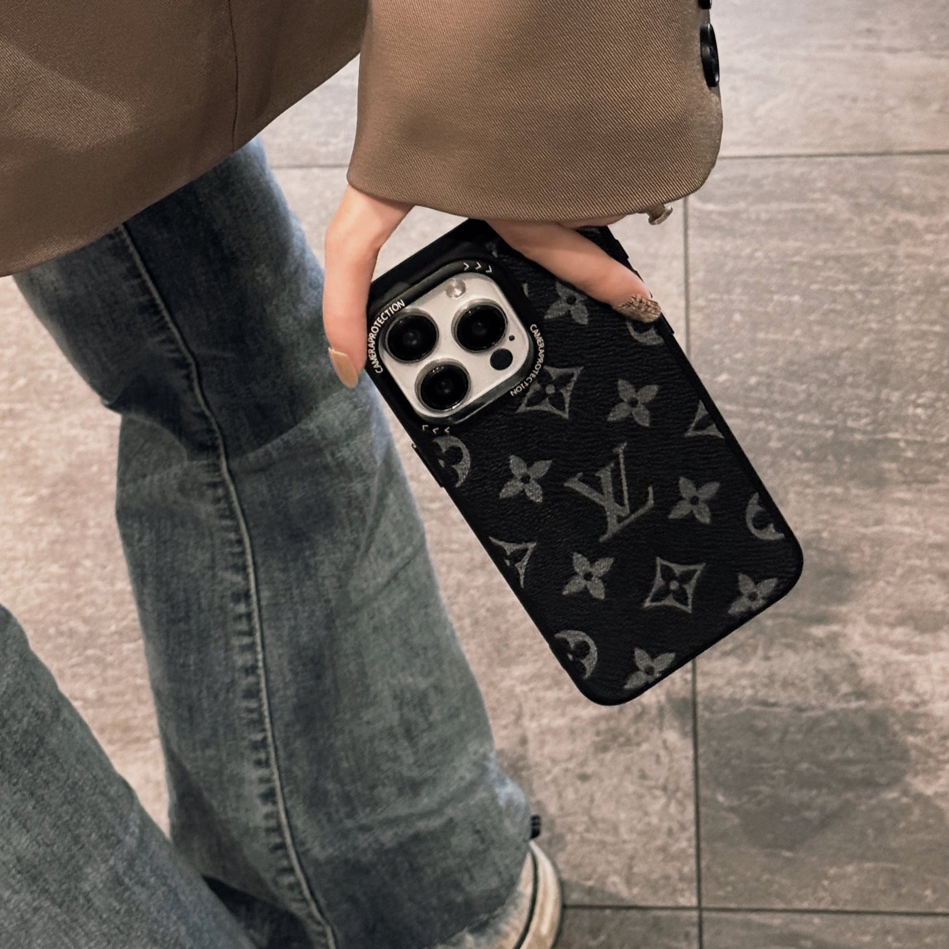Classic LV Leather Case For iPhone 13-16 Pro Max