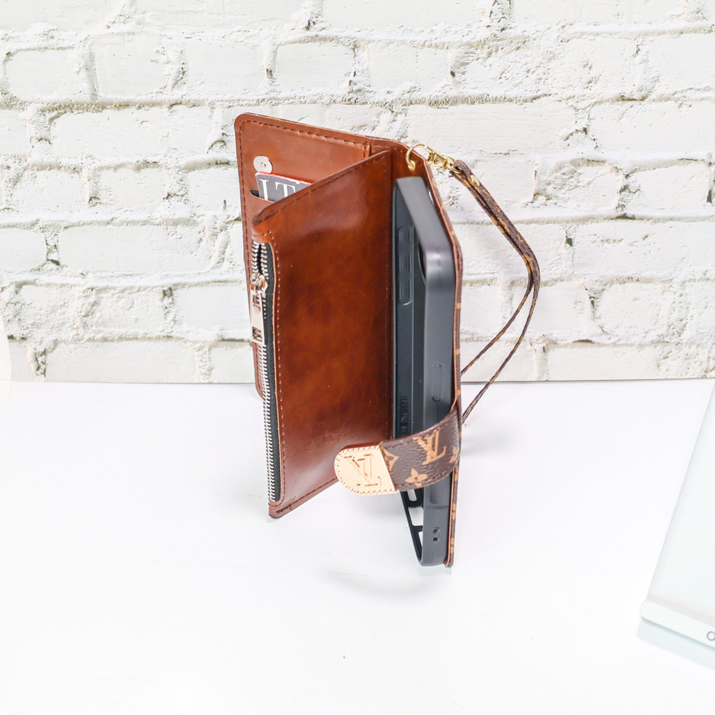 Zippered LV Wallet Phone Case for iPhone 17 Series